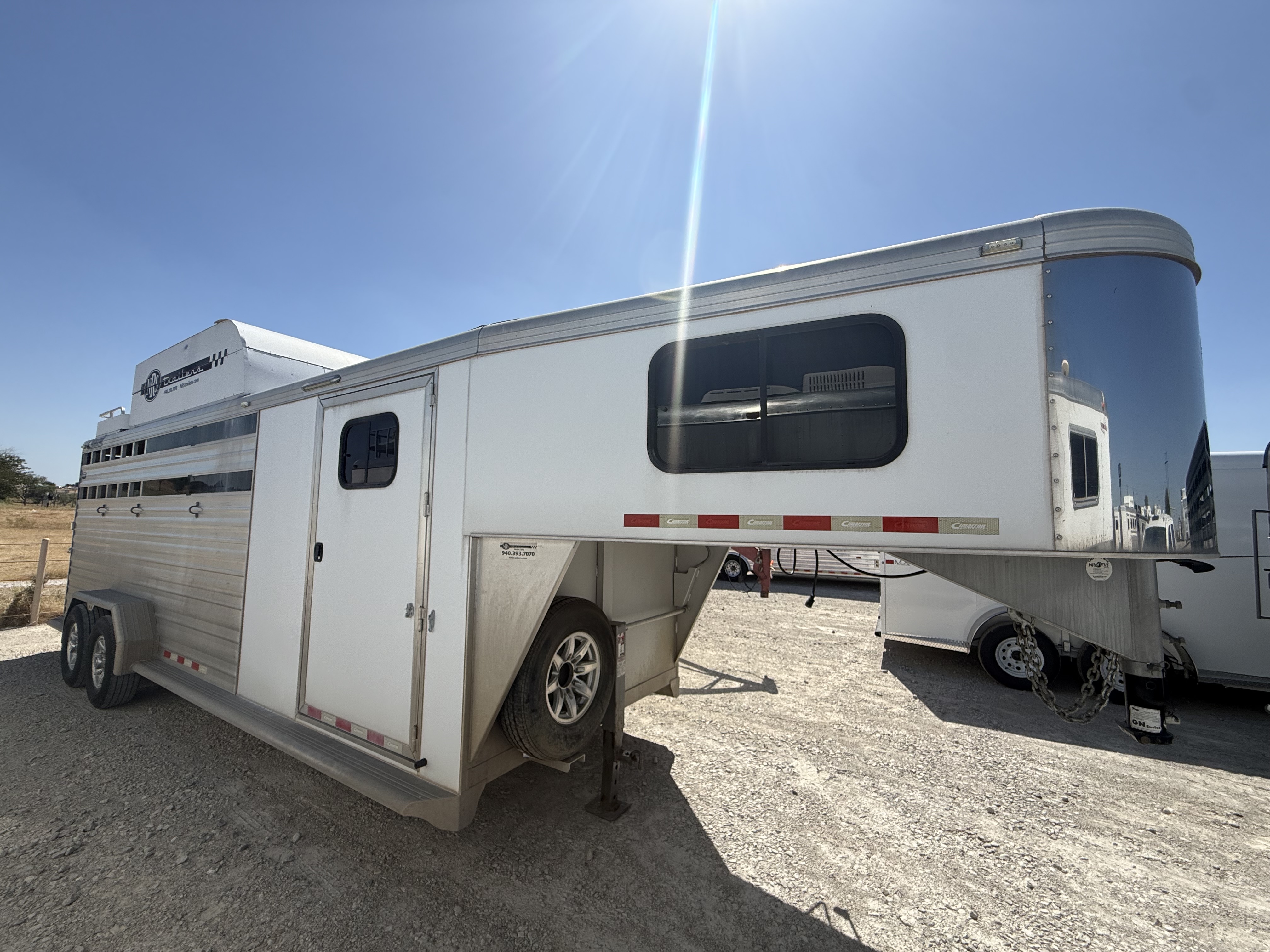 2017 Cimarron 24' Livestock Weekender Gooseneck Trailer