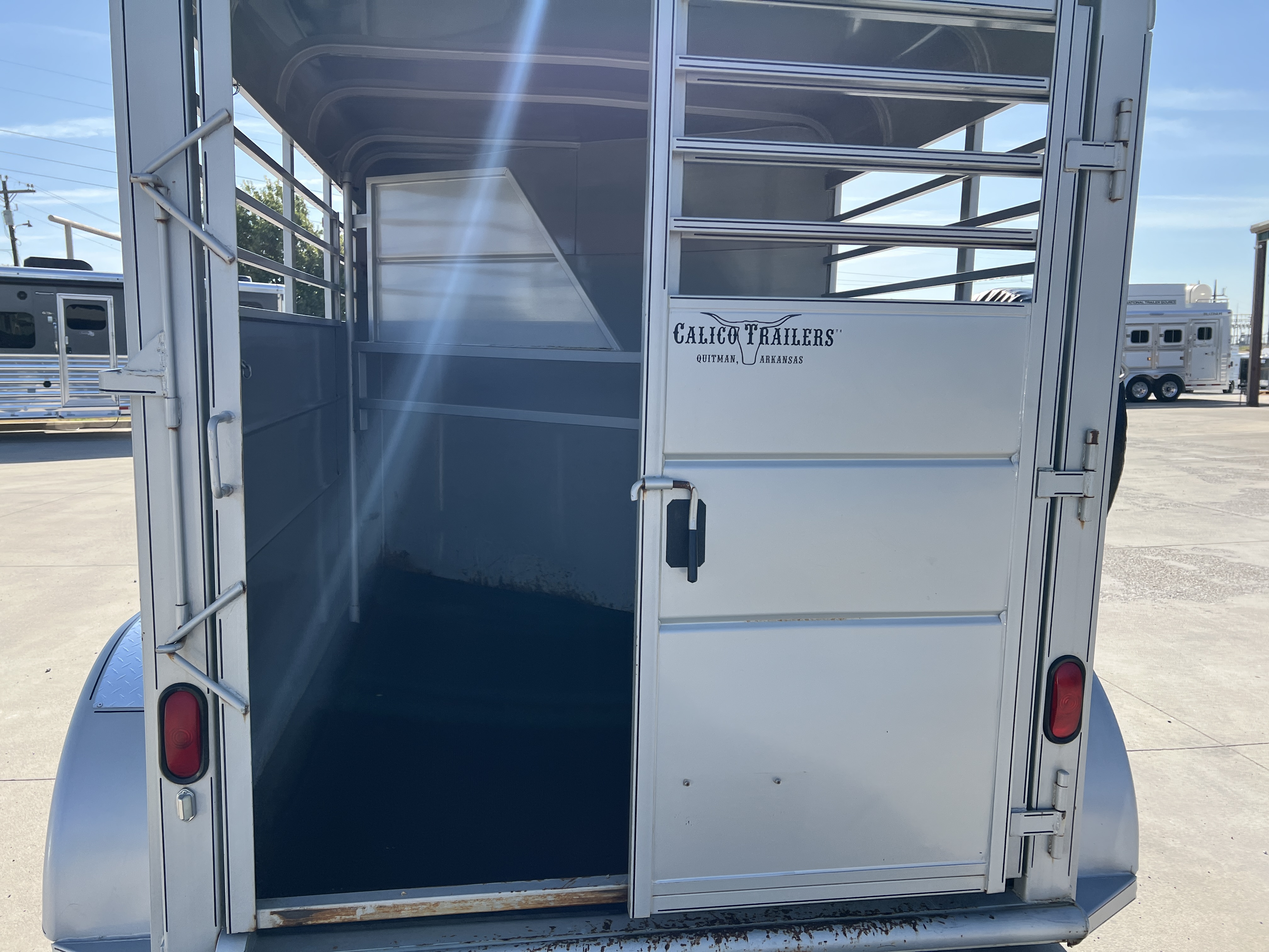 Trailer Photo 6