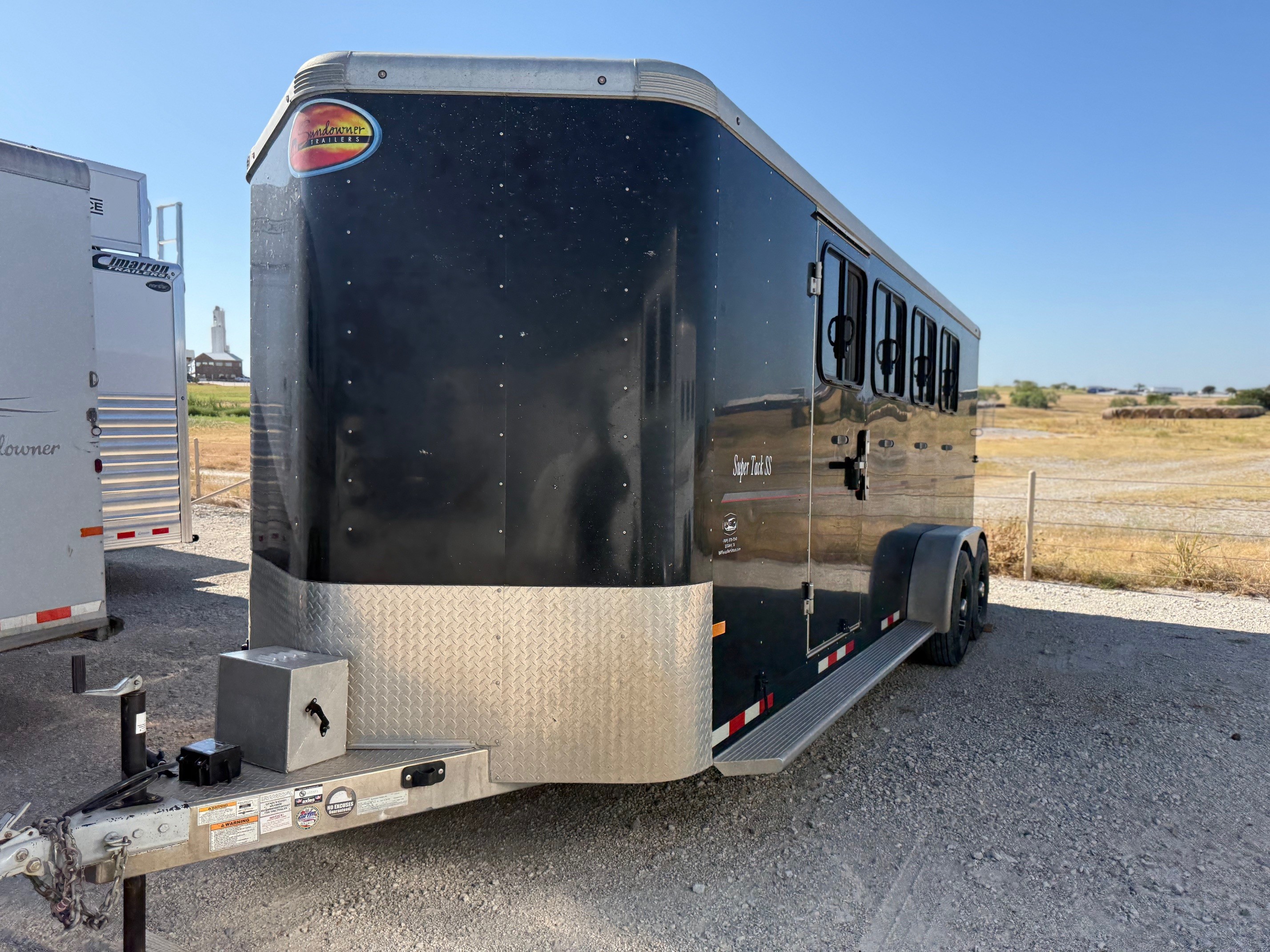 2021 Sundowner 4 Horse Slant Load Bumper Pull Trailer